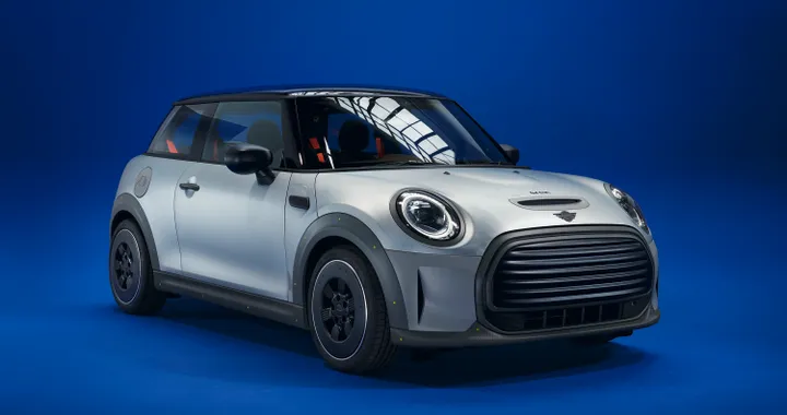 MINI Strip, design sostenibile con la firma dello stilista Paul Smith