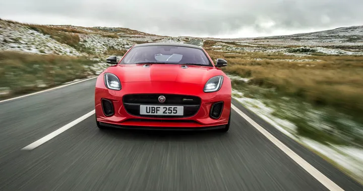 Jaguar F-Type MY2019: debuttano Torque Vectoring e infotainment aggiornato