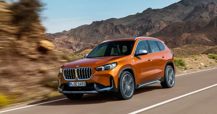 BMW X1, con la nuova generazione arriva l'elettrica con oltre 400 km di autonomia