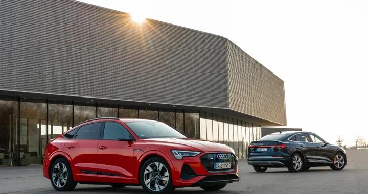 Audi e-tron: arrivano gli allestimenti Fast con ricarica AC sino a 22 kW