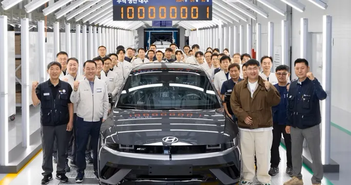 Hyundai festeggia i 100 milioni di veicoli prodotti