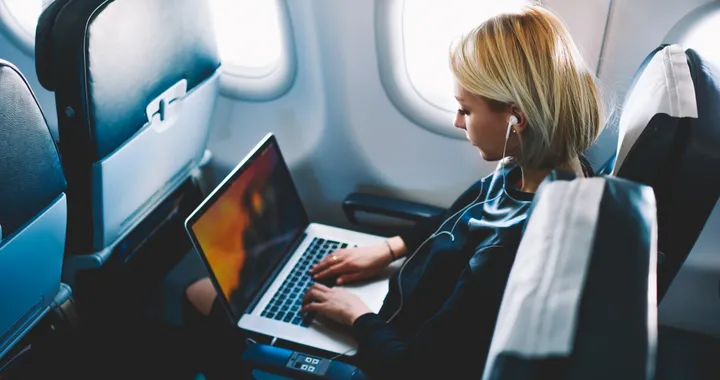 Compagnie aeree: la classifica del miglior Wi-Fi e tecnologia a bordo