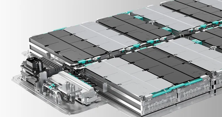 NIO, nuova batteria da 100 kWh: le vecchie auto potranno essere aggiornate