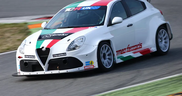 Alfa Romeo Giulietta in pista con &quot;Piedone&quot; nel WTCR