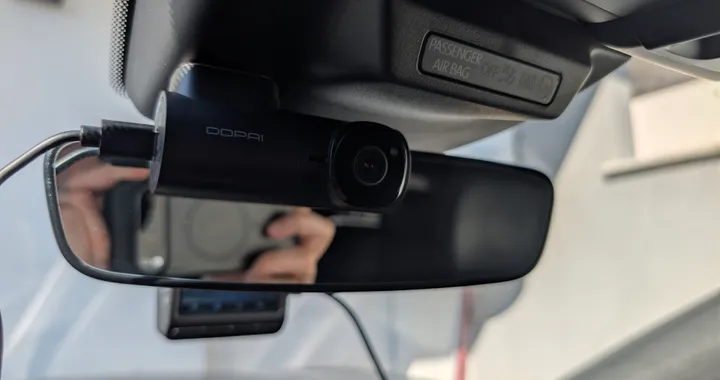 Recensione DDPAI Z90 Pro: sicurezza a 360° con 3 camere e monitoraggio remoto