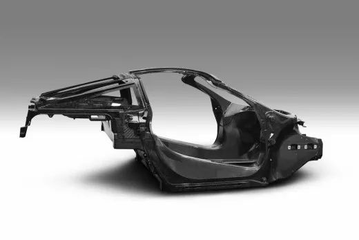 McLaren Composites Technology Centre: in UK anche la produzione dei telai
