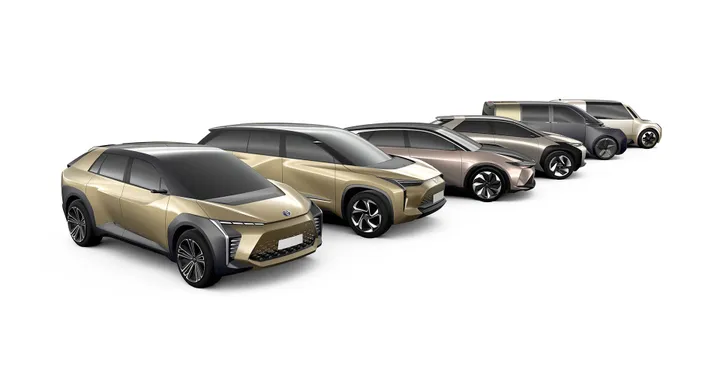 Toyota si prepara all'elettrico: accordo con CATL per le batterie