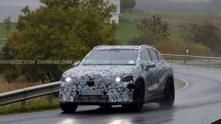 Nuova Mercedes GLC elettrica, in arrivo la più potente AMG: 3 motori e quasi 1.000 CV?