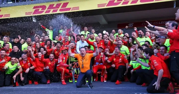 Ferrari continua a brillare in Formula 1: Sainz vice il GP del Messico