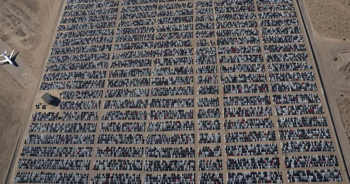 Volkswagen: il cimitero USA dove muoiono le auto diesel | VIDEO