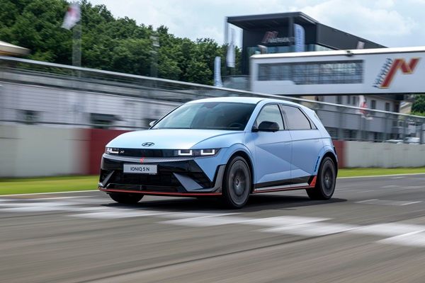Hyundai N e-Shift e N Active Sound+ per un massimo divertimento anche sulle auto elettriche