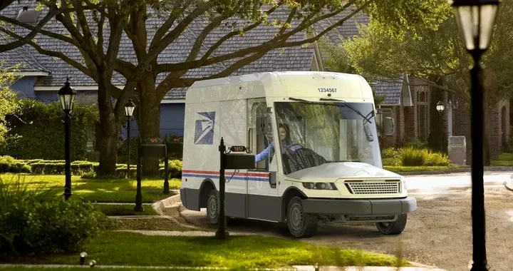 USPS, pronto un piano di 6 miliardi di dollari per elettrificare la flotta