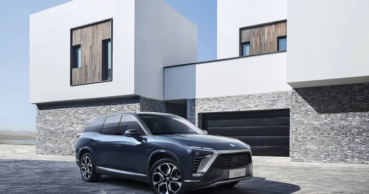 NIO prova a rilanciarsi con l'aggiornamento del SUV elettrico ES8