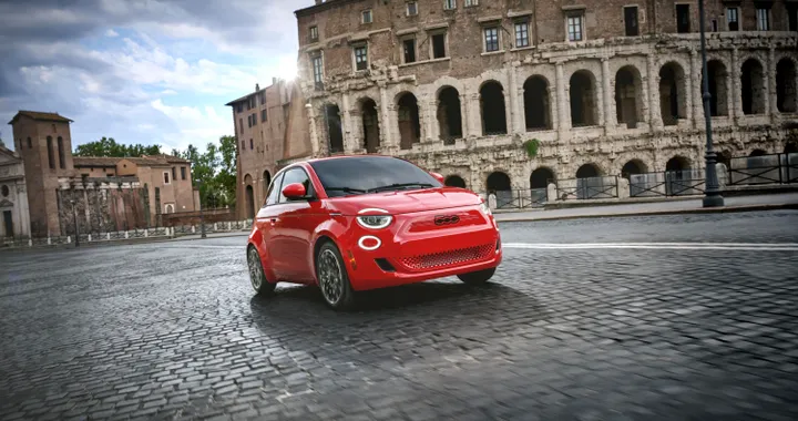 Fiat 500 elettrica, come cambiano i prezzi della city car con gli incentivi 2024