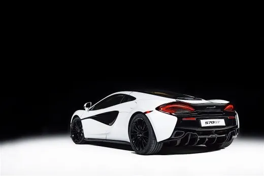 McLaren 570 GT: la special di MSO con tetto elettrocromico