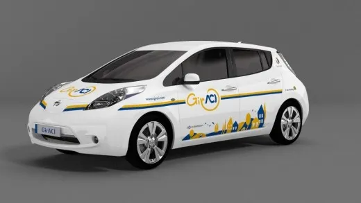 Nissan Leaf a Bari per il car sharing elettrico