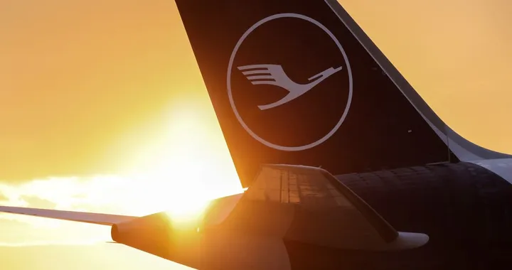 Lufthansa in tilt per guasto IT: fibra ottica ripristinata, allarme rientrato