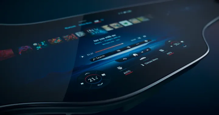 Mercedes MBUX Hyperscreen, ecco come sarà l'infotainment dell'EQS