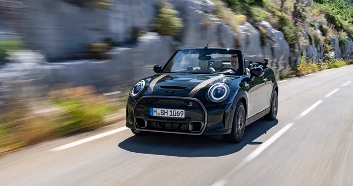 Mini: l’allestimento Resolute Edition arriva anche sulla Cooper S Cabrio