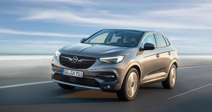 Opel Grandland X accoglie il nuovo 1.5 diesel