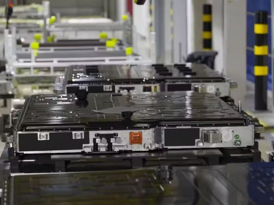 400 km di autonomia e ricarica in 10 minuti, la ba &hellip;