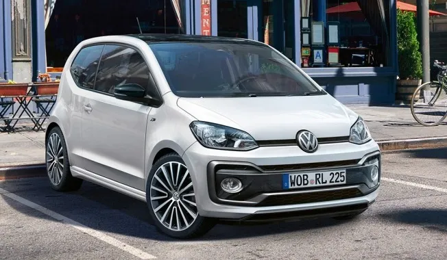 Volkswagen up!, la piccola tedesca si veste R-Line
