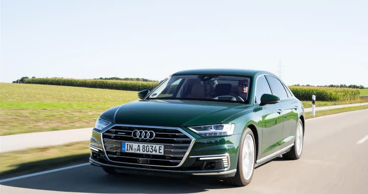 Audi A8: la versione totalmente elettrica non arriverà | Sarà solo ibrida Plug-in