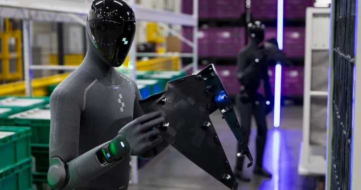 BMW, addio lavori pesanti: ecco Figure 03, il robot con le mani hi-tech