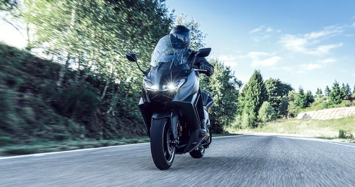 Al debutto la Yamaha TMAX 25th Anniversary, caratteristiche e prezzo di questa edizione speciale