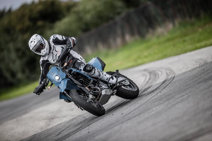 ingrandisci immagine