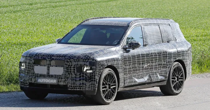 Nuova BMW X7: la seconda generazione si mostra in alcune foto spia inedite
