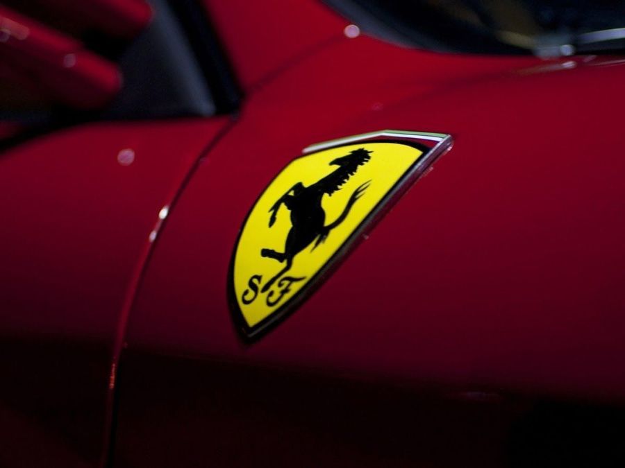 Come sarà la gamma Ferrari in futuro?  40% a benzina, 40% ibrida e 20% elettrica