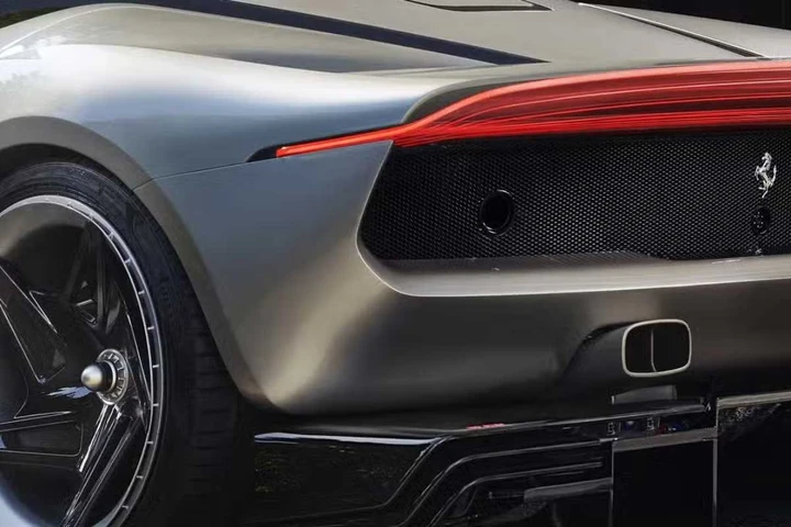 Ferrari, boost extra dal calore degli scarichi: ora c’è un brevetto