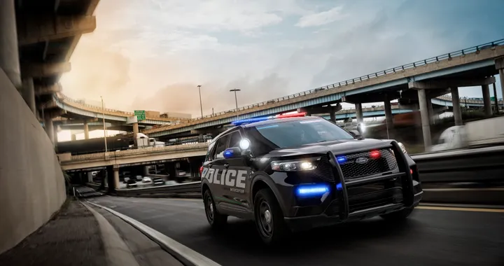 Ford Police Interceptor, il SUV ibrido per la polizia in Nord America