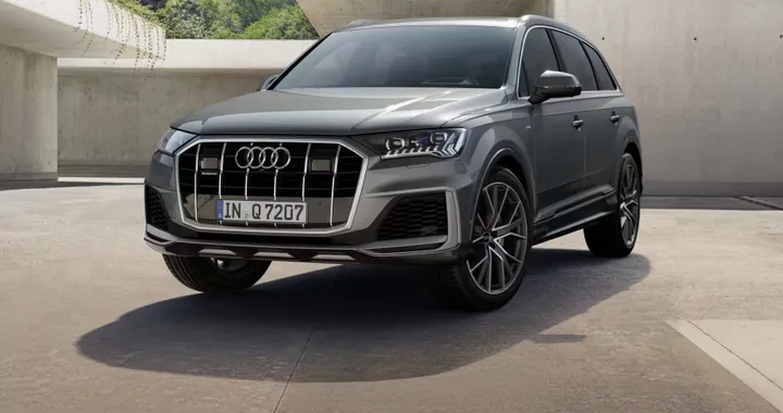 Audi Q7, si lavora ad un nuovo restyling. Le foto spia