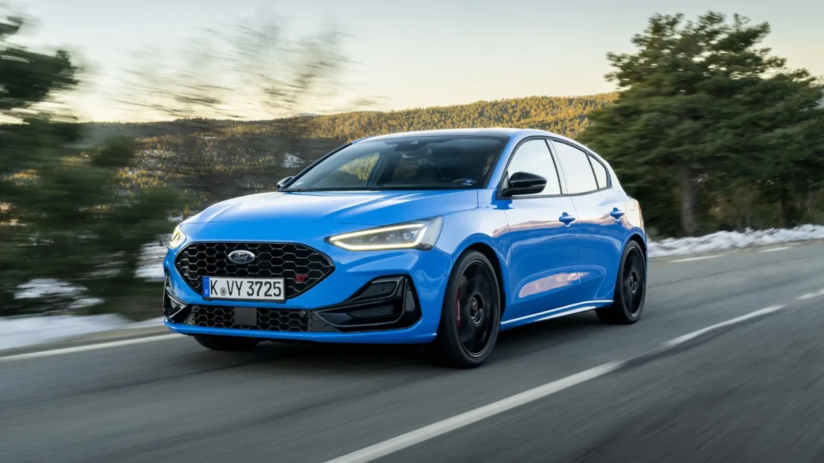 Ford Focus ST, l'Hot Hatch ci dice addio