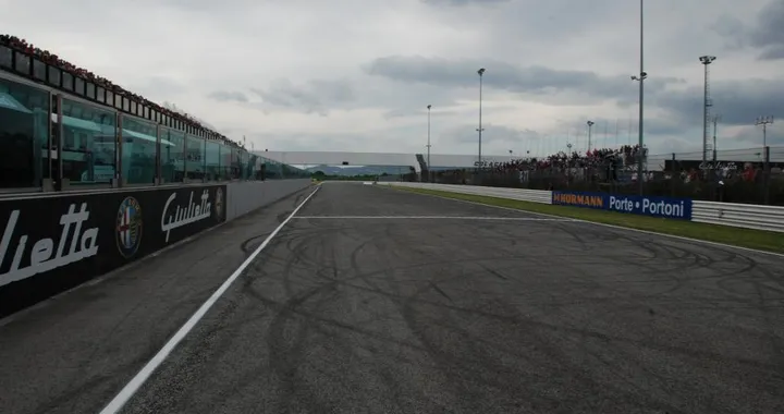 SBK Misano 2012: tutte le foto dalla griglia di partenza