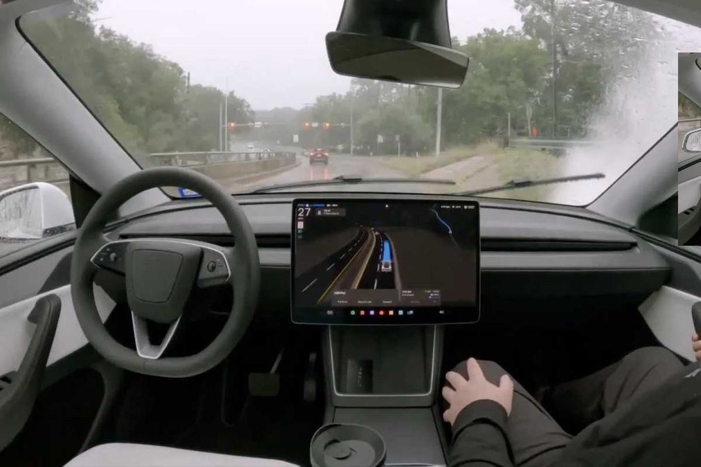 Anteprima: Tesla Robotaxi fuori controllo: richiesta assurda per il povero passeggero