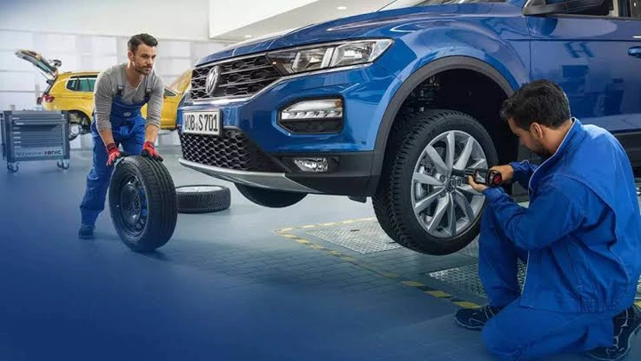 Volkswagen taglia il prezzo dei ricambi per le auto più vecchie: fino al 30% in meno