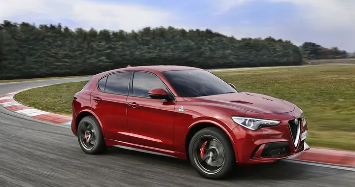 Alfa Romeo Stelvio Quadrifoglio: al via gli ordini del SUV sportivo da 95.000 euro