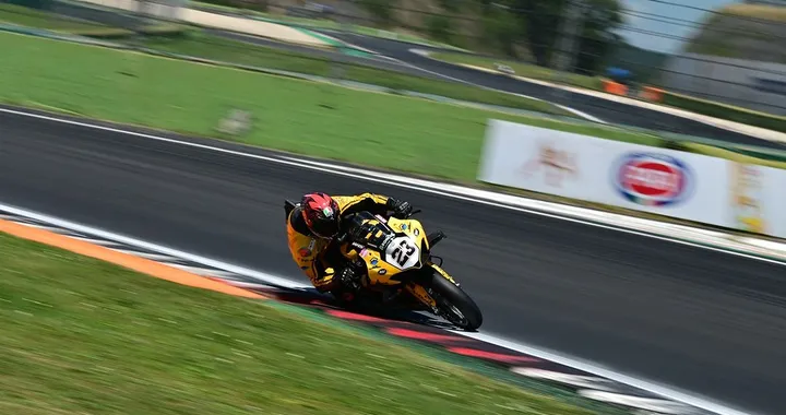 Morte Salvadori, Filippo Rovelli non scenderà in pista: così Luca vincerà il titolo