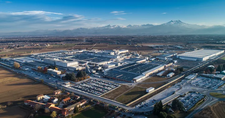 Il più grande produttore di pneumatici in Italia e i 60 anni della fabbrica di Cuneo