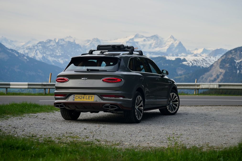 Anteprima: Bentley Bentayga EWB Chalet Edition: ispirata ai rifugi montani di lusso