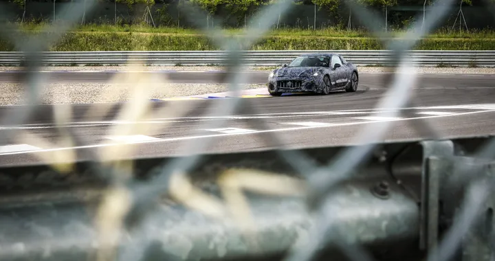 Maserati GranTurismo, prime foto della nuova generazione che sarà anche elettrica