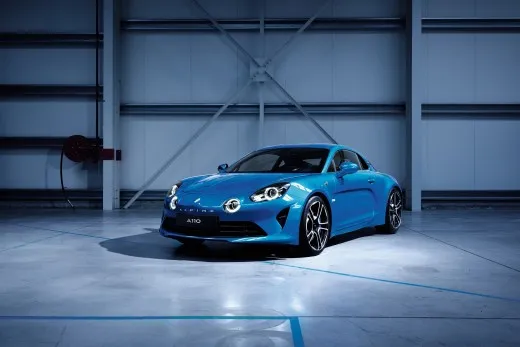 Alpine A110, la nuova Berlinette si mostra senza veli