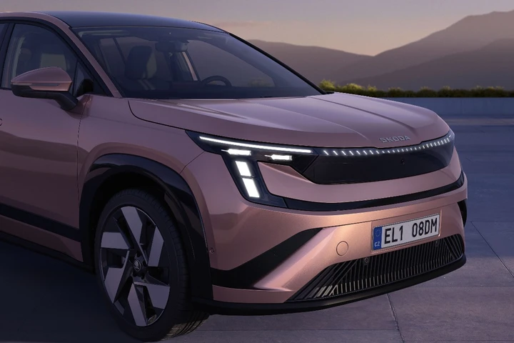 Skoda Peaq, l’ammiraglia elettrica con 7 posti e 610 km di autonomia