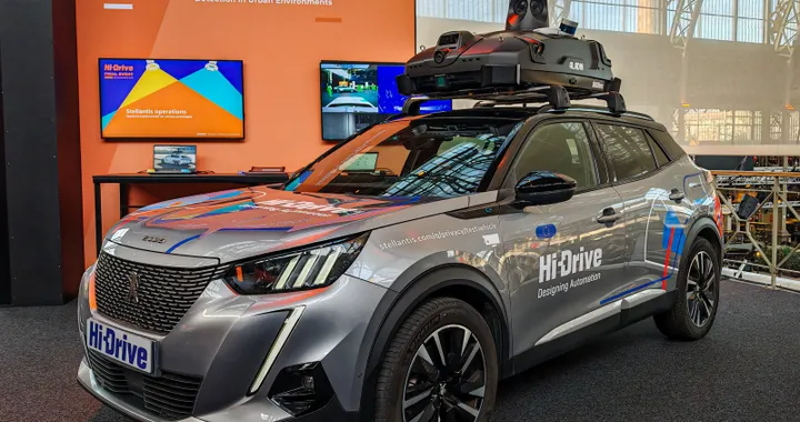 Guida autonoma: Stellantis mostra le nuove tecnologie su e-2008 e Levante