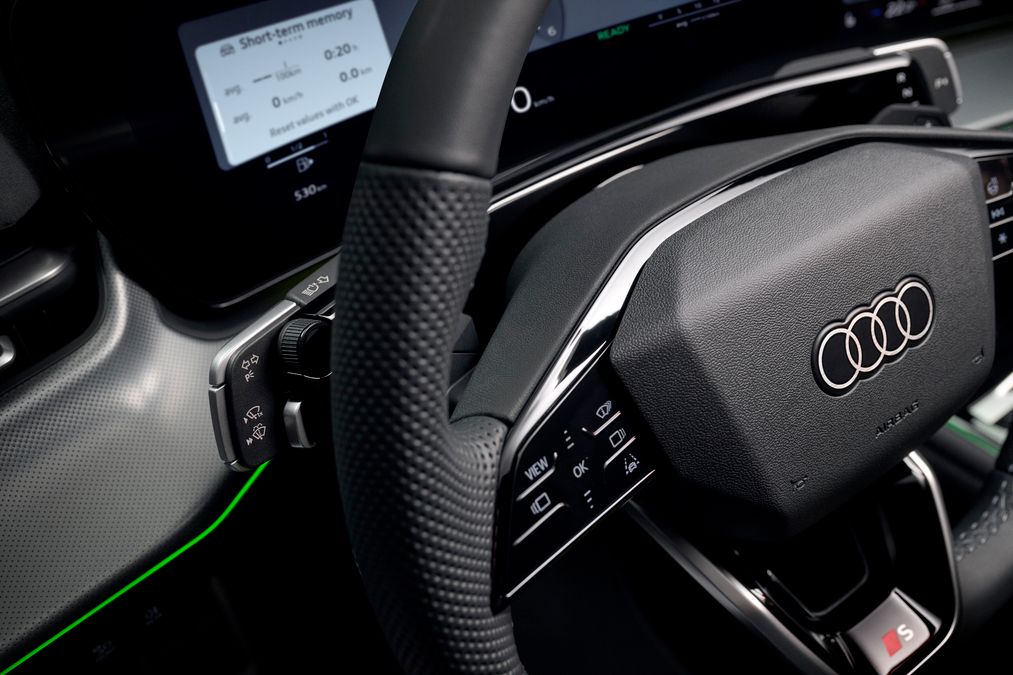 Audi Q3 2025, interni e bagagliaio del nuovo SUV