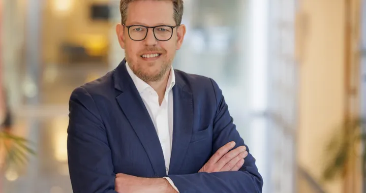 Renault, Duncan Minto succede a Luca de Meo come CEO ad interim