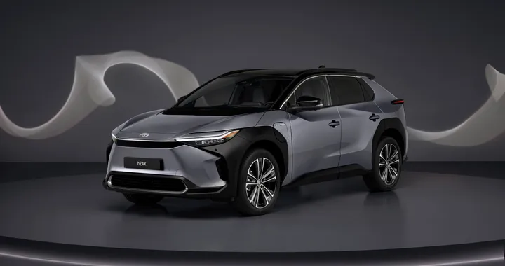 Toyota è pronta a vendere solo auto a emissioni zero in Europa entro il 2035